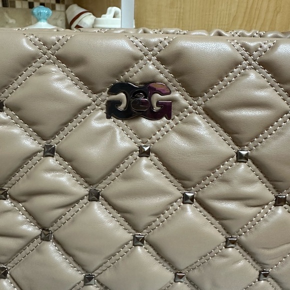 Gilda Paris Waffle Quilted Handbag/Shoulder Bag, NWT, Taupe Color - Picture 3 of 13